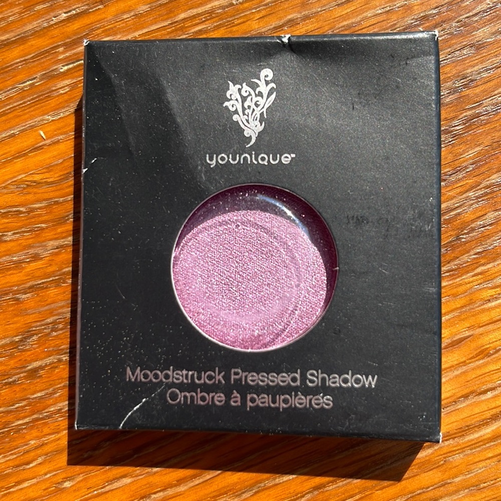 Younique Eyeshadow
